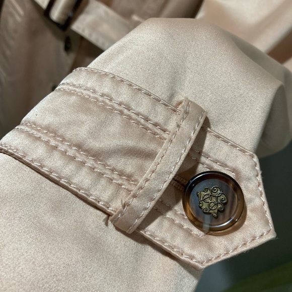 Classic Beige Trench Coat- Jessica Simpson - Picture 5 of 15